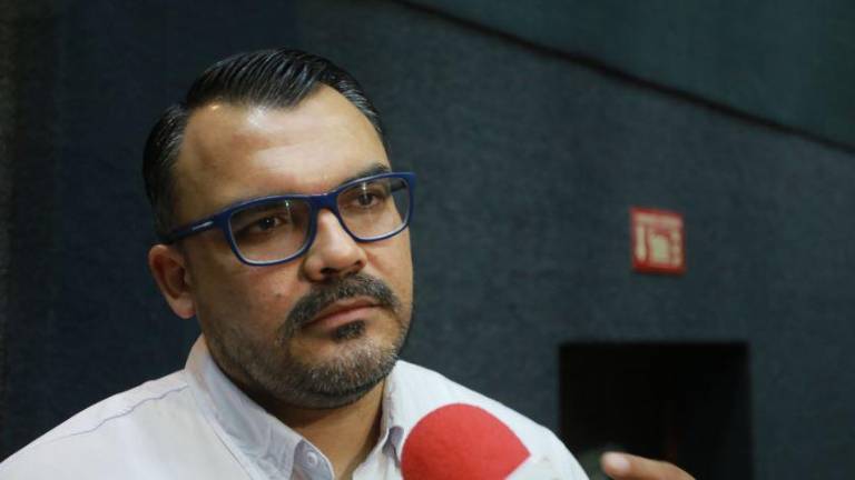 Cristopher Jonathan Cruz Magaña, Jefe Jurisdiccional en Mazatlán de la Secretaría de Salud.