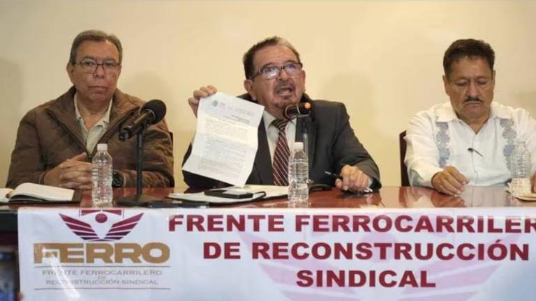 El líder de los ferrocarrileros señaló que las protestas comenzarán con el bloqueo de la entrada de Palacio Nacional a periodistas que acuden a la mañanera del presidente.