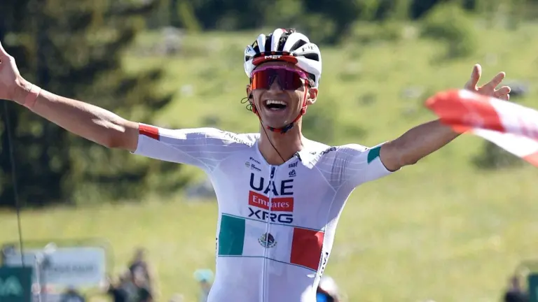 Isaac del Toro regresa al WorldTour con la Clásica de Hamburgo en la mira.