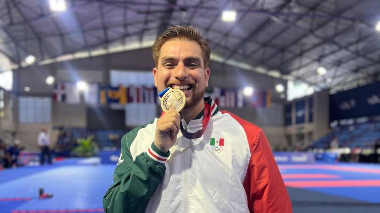 Jesús Moreno sube al podio.