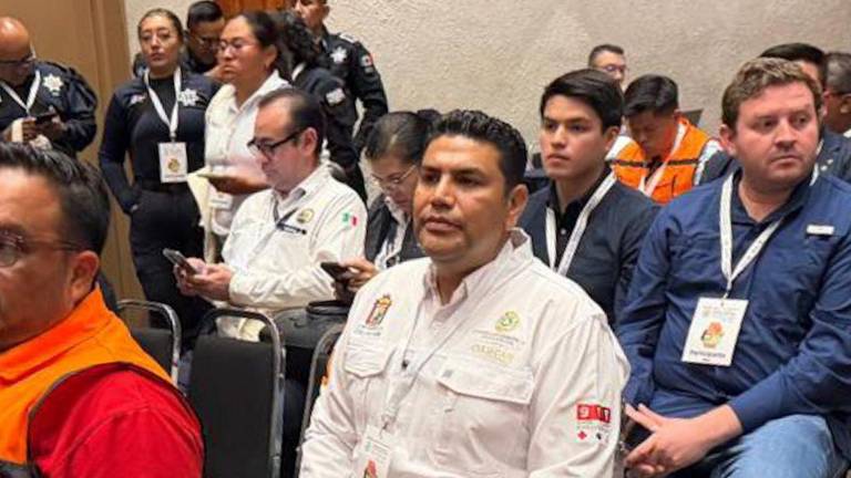 Jesús Bill Mendoza Ontiveros, coordinador de Protección Civil Municipal de Culiacán, asistió a la Reunión Nacional de Protección Civil.