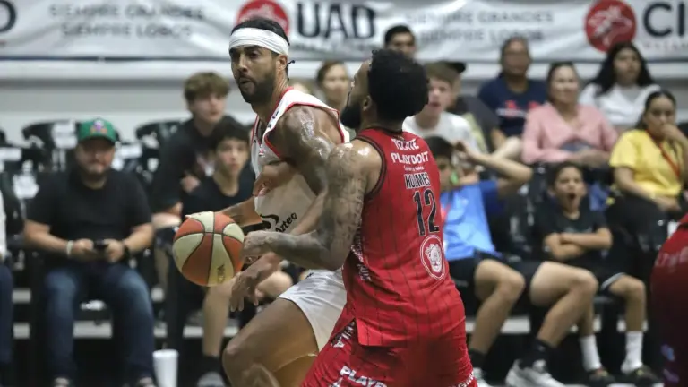 Toros Laguna imponen su ofensiva en Mazatlán.