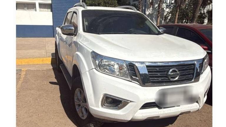 Tanto la camioneta como la motocicleta fueron aseguradas y puestas a disposición de la Fiscalía General del Estado.