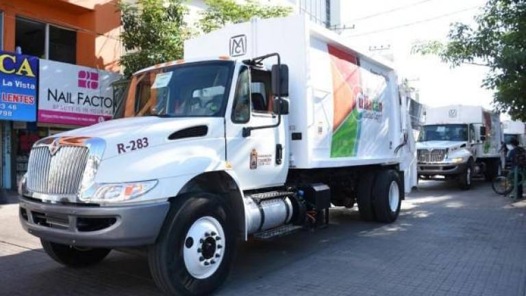 Ayuntamiento de Culiacán va por 40 camiones recolectores de basura