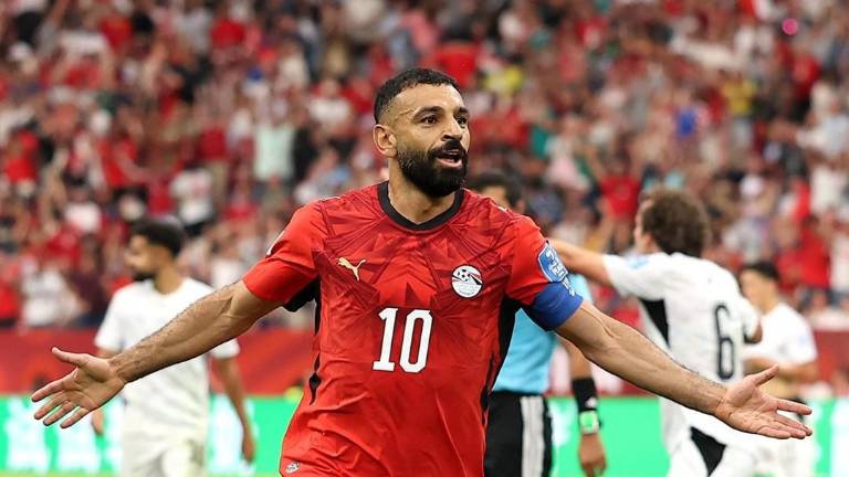 Mo Salah marca el segundo gol de los egipcios.