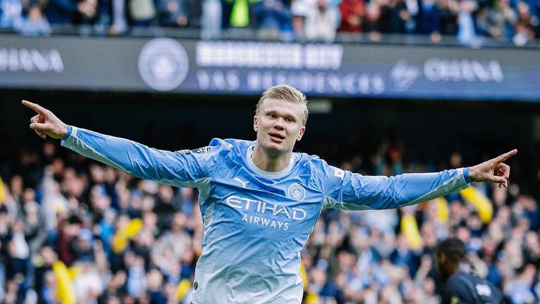 Erling Haalan anota doblete.