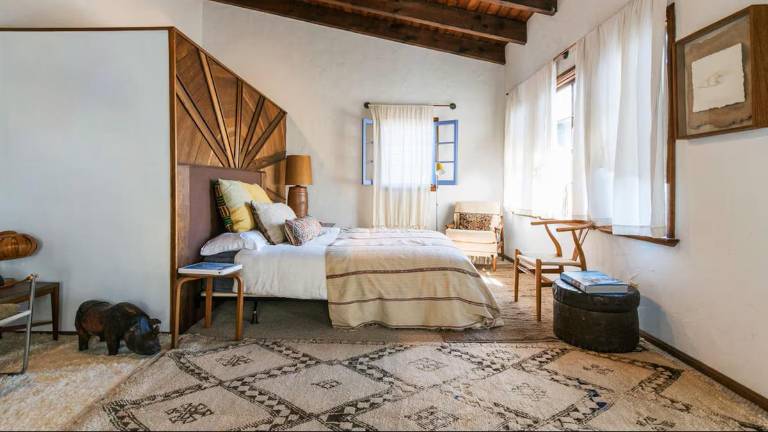 Mazatlán, con la renta vacacional en el último año, ha tenido una ocupación de 139 noches por año, que viene siendo un 38 por ciento de la capacidad.