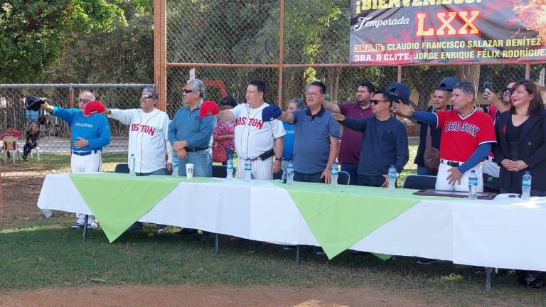 La Liga de Tercera Fuerza de softbol del Club Villa Universidad es inaugurada en Culiacán