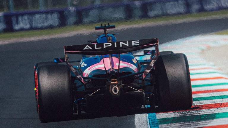 Pierre Gasly sorprende y se lleva la pole.