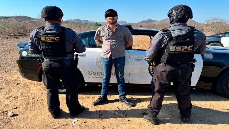 Un hombre fue detenido en Culiacán con bolsas de metanfetaminas.