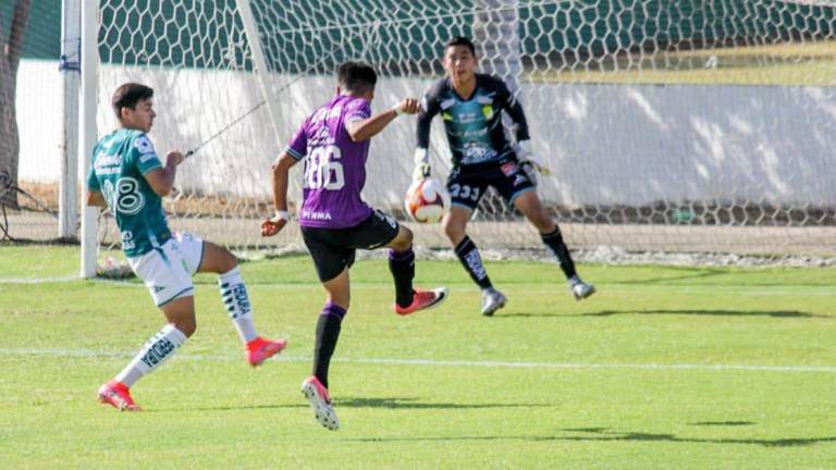Mazatlán FC no pudo obtener un resultado positivo en casa ante León.