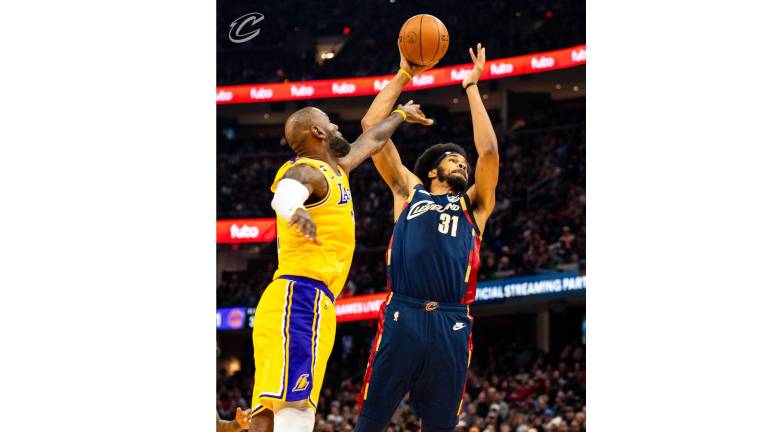 Cavaliers se imponen a Lakers por 129-99.