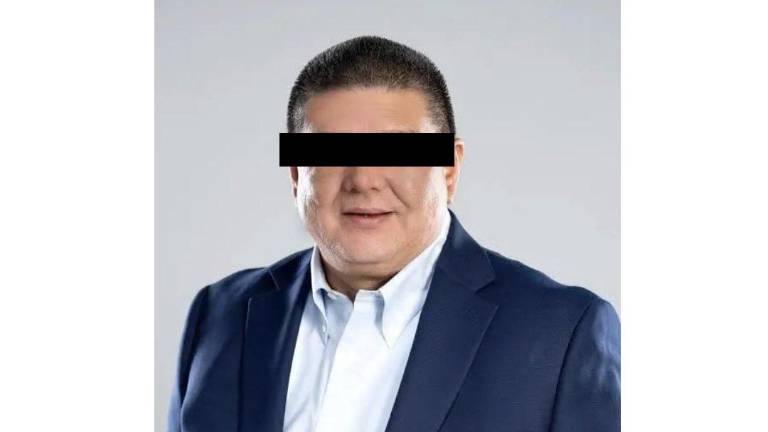 César Gustavo Jáuregui Moreno, ex titular de la Fiscalía General del Estado de Chihuahua (FGE), fue detenido el 17 de octubre de 2026 en la ciudad de Chihuahua.