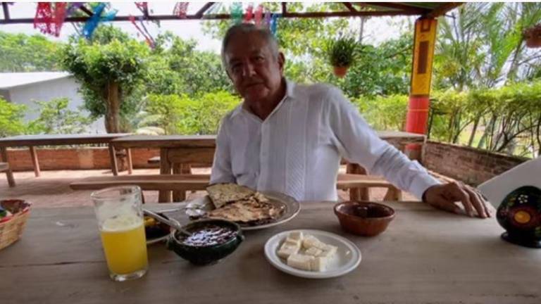 López Obrador anuncia la creación de 10 parques industriales en el Istmo de Oaxaca