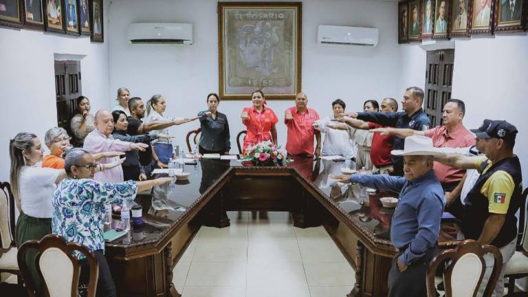 La Alcaldesa Claudia Valdez encabezó la instalación del Consejo Municipal de Seguridad Pública junto a representantes estatales y sectores ciudadanos.