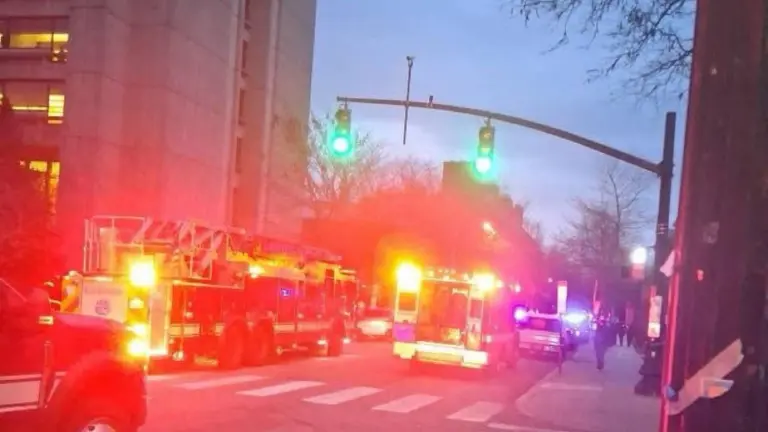 Dos muertos y varios más heridos hubo en un tiroteo en la Universidad de Brown.