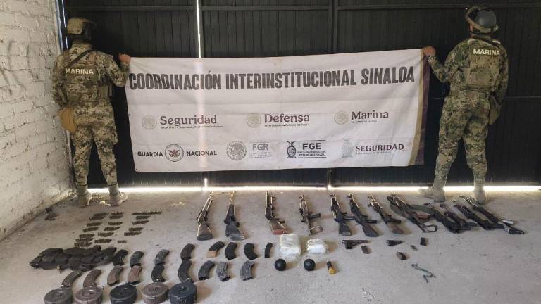 Patrullajes en el sur de Sinaloa derivaron en el decomiso de 13 armas, cargadores, cartuchos, cuatro artefactos explosivos improvisados y precursores químicos.