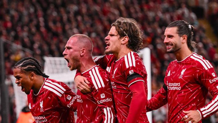 Liverpool se impone 2-1 a los colchoneros.