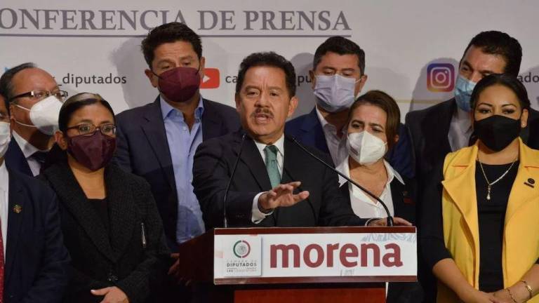 Morena dice que INE tiene $2 mil 500 millones en fideicomisos para organizar revocación de mandato; el Instituto contradice