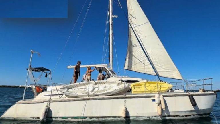 La Secretaría de Marina activó un operativo nacional e internacional tras perder contacto con dos veleros que viajaban de Isla Mujeres a La Habana.