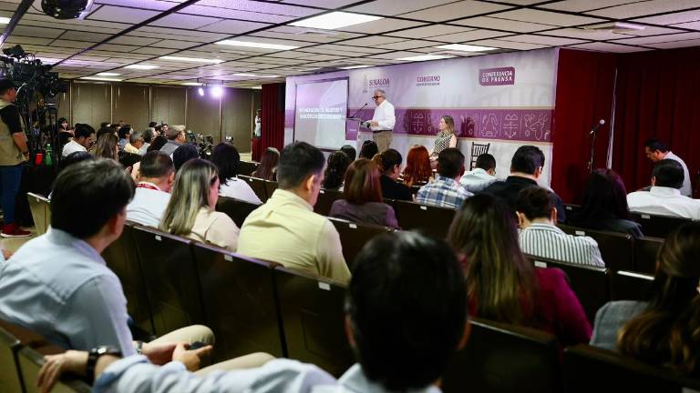 El Gobernador Rubén Rocha Moya da a conocer los descuentos por El Buen Fin.