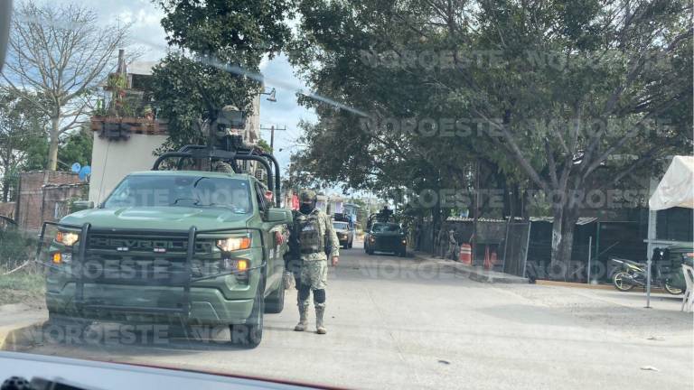 Elementos de seguridad realizan labores de reconocimiento y patrullaje en Concordia, reforzando la búsqueda de los mineros desaparecidos el 23 de enero.