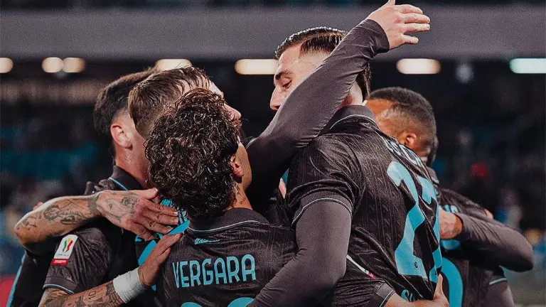 Napoli gana en trabado juego.