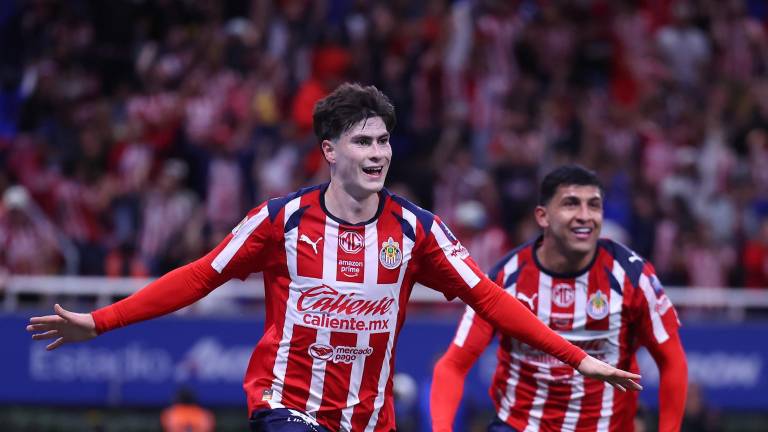 Olympiacos lanza oferta por Armando González y busca llevarlo a Europa.