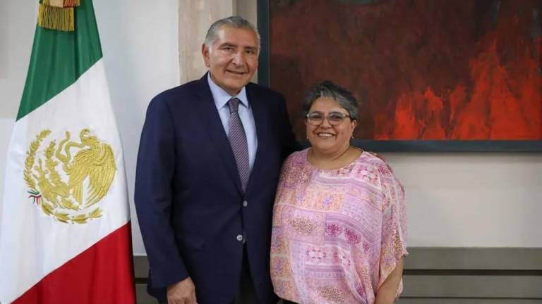 Raquel Buenrostro Sánchez sustituirá a la política sinaloense Tatiana Clouthier Carrillo.