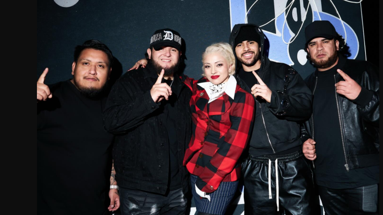 Fuerza Regida y Mon Laferte.