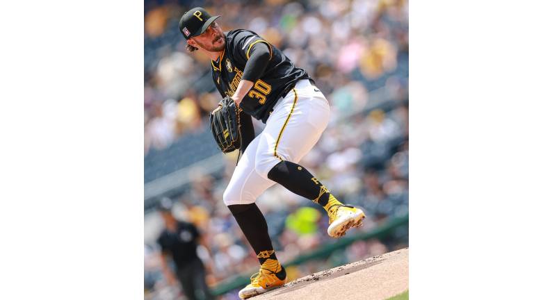 Paul Skenes desmiente rumores de cambio a Yanquis tras ganar el Cy Young.