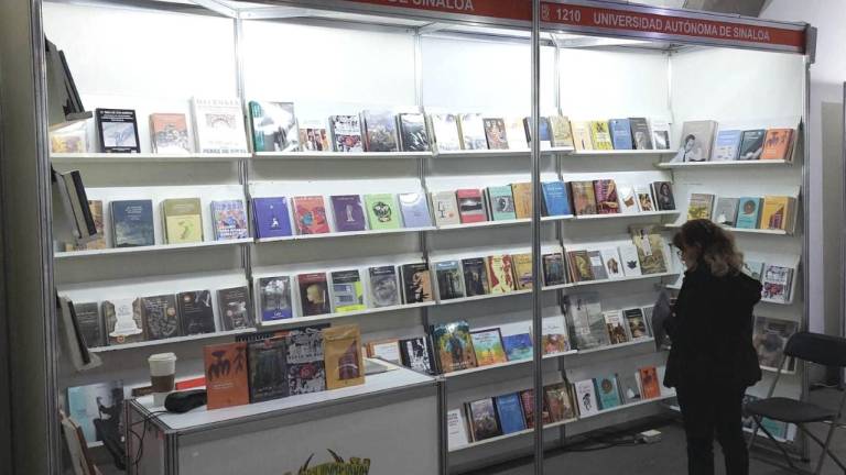 Más de 300 títulos lleva la Universidad Autónoma de Sinaloa a la Feria Internacional del Libro del Palacio de Minería.