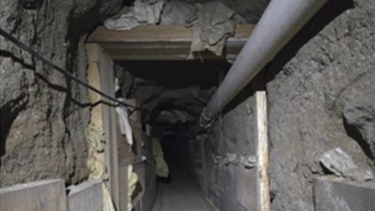 El túnel transfronterizo conectaba Tijuana, Baja California, con un establecimiento comercial en San Diego, California.
