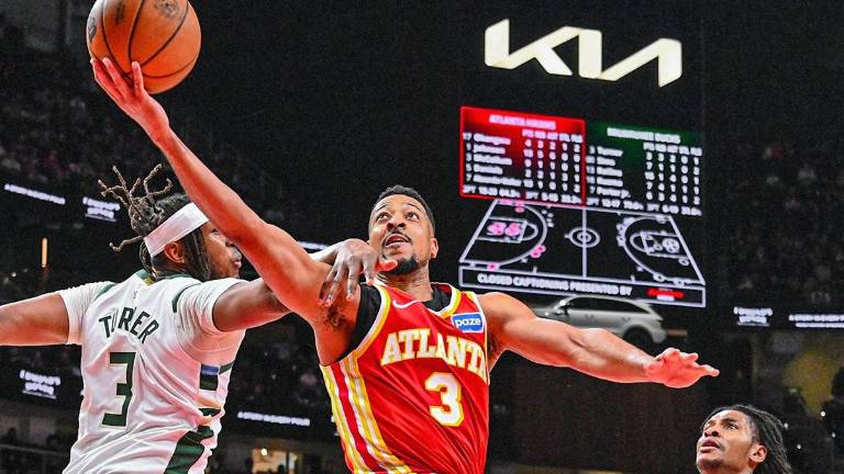 La figura fue CJ McCollum con 30 puntos y siete triples.