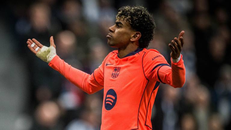 Lamine Yamal rescató el empate en la visita del Barcelona ante el Newcastle.
