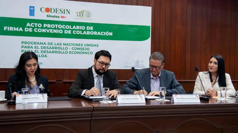 Representantes de Codesin y del PNUD firmaron el convenio para impulsar el Plan Económico Sinaloa 2050.