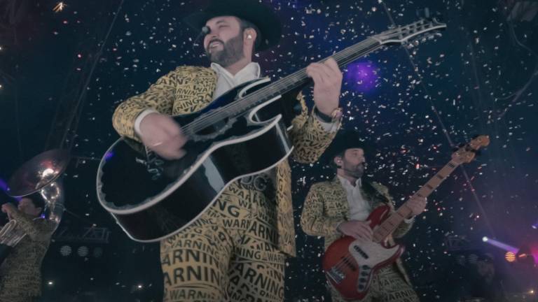 Código FN se presenta con lleno total en el Palenque Navolato 2021.