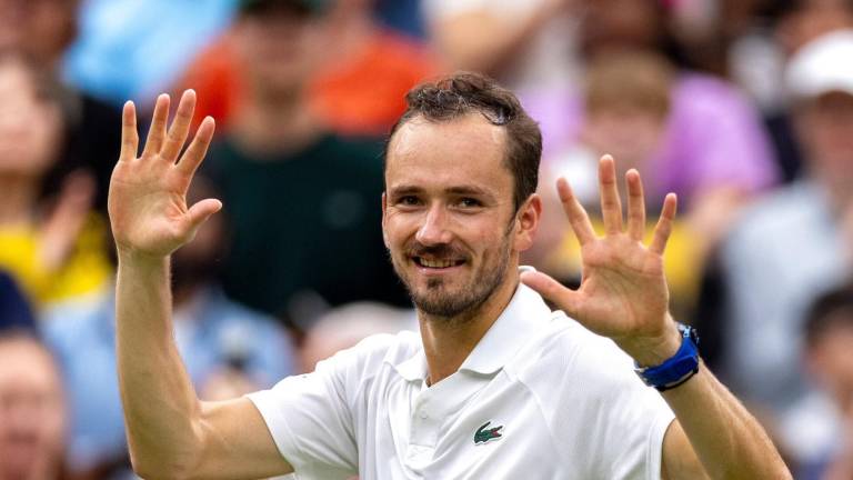 Medvedev, Rublev y Khachanov logran salir de Dubái rumbo a Indian Wells