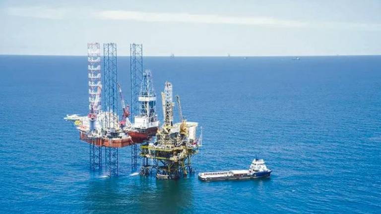 El Gobierno de Estados Unidos autoriza la venta de petróleo en Cuba, pero solo al sector privado.