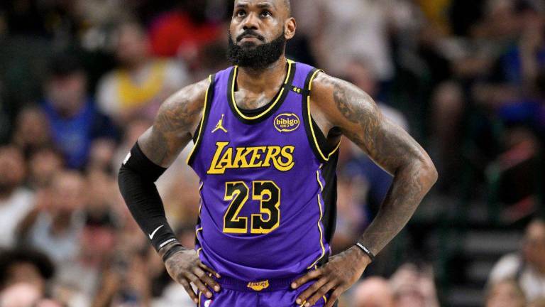 LeBron James dejó a los Lakers para firmar con los Sixers.