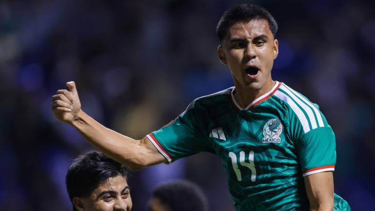 México golea a Panamá.