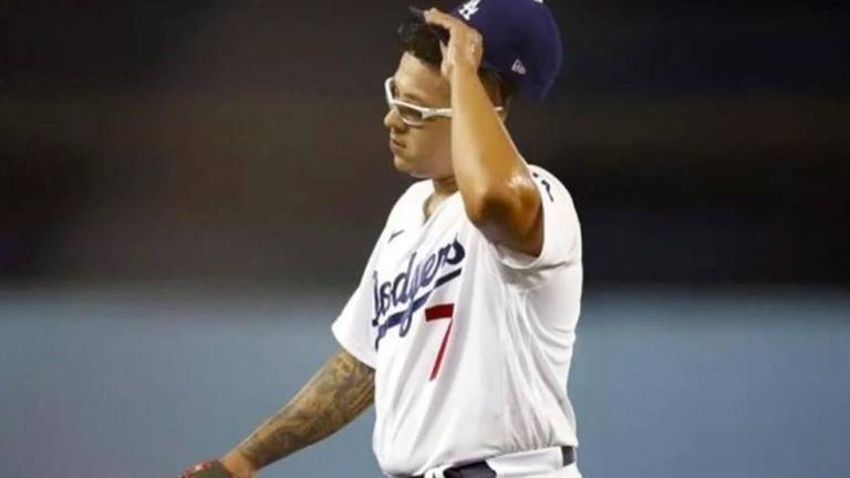 El incidente sobre violencia doméstica le costó a Julio Urías ser apartado de los Dodgers.