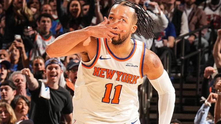 Jalen Brunson tuvo su tercer juego consecutivo con más de 30 puntos en la postemporada.