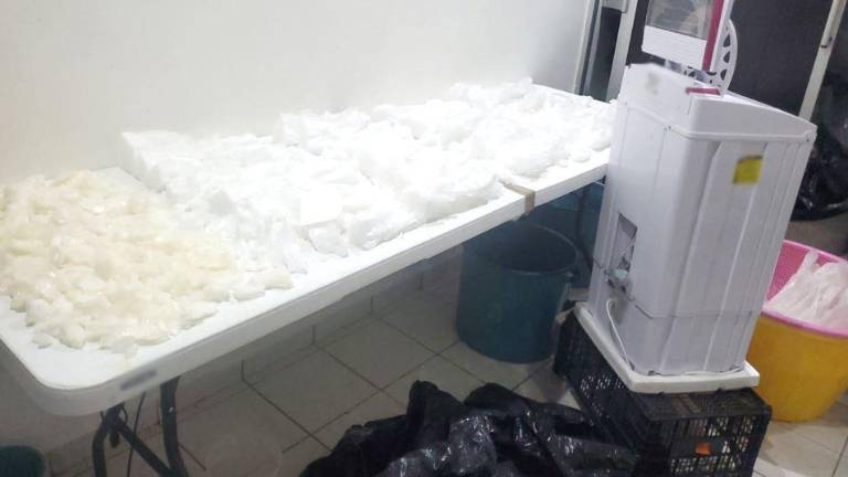 Inmuebles intervenidos por autoridades federales arrojaron más de 200 kilos de metanfetamina y precursores.