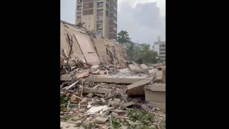 Al menos 32 personas murieron y más de 700 resultaron heridas tras los sismos registrados en Venezuela.
