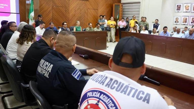 Sesión del Consejo Municipal de Protección Civil de Mazatlán.