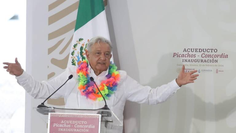 Andrés Manuel López Obrador asistió a la inauguración del Acueducto Picachos-Concordia.