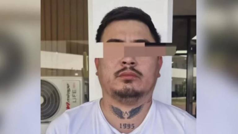 Autoridades federales aseguraron armas de alto poder y detuvieron a Antonio Guadalupe “N”, alias “Lexus”.