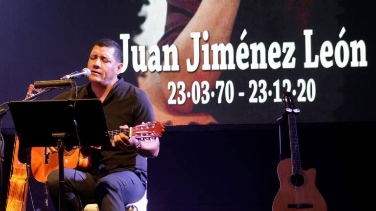 Reviven la nostalgia en el homenaje póstumo al trovador Juanito Jiménez