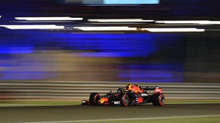 El mexicano Sergio Pérez marcó el octavo tiempo.